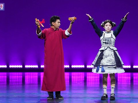 AI真人芭比亮相笑有新生，与谢娜同台演绎我的捧哏