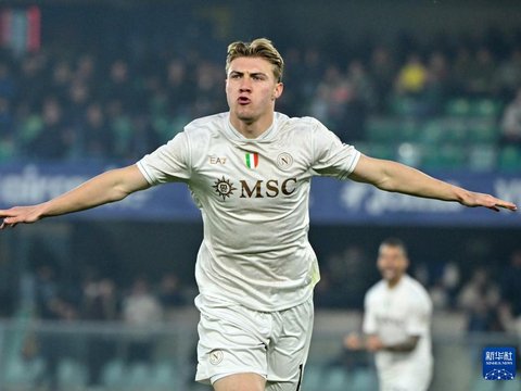 意甲：那不勒斯胜维罗纳