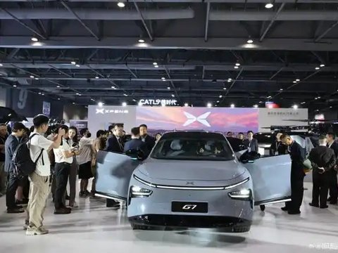 小鹏汽车尚未盈利,但“股神”何小鹏靠小米、特斯拉挣了很多钱
