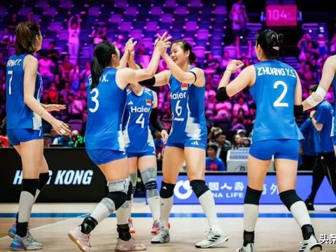 女排世联赛输得太意外！中国女排1-3爆冷，3大反常让人看不懂