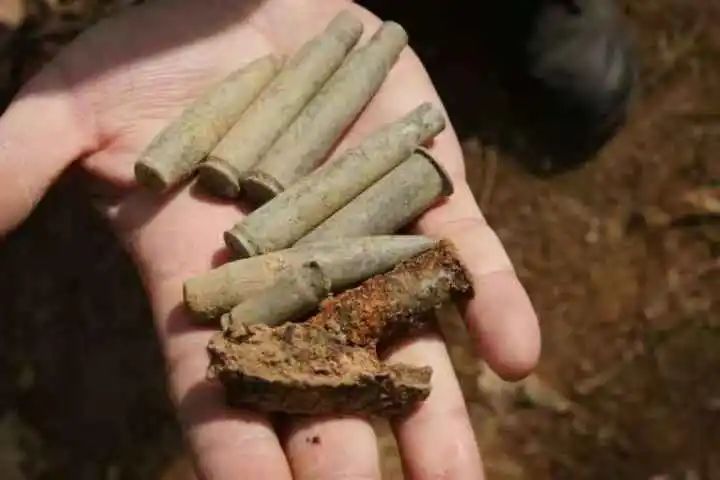 叶落终将归根！参与中国人民志愿军烈士遗骸挖掘，<a href=