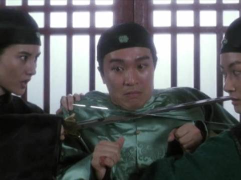 杀手错认韦小宝真的韦小宝跑了两个路人这下丸辣