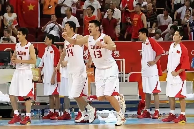 净胜对手88分仍不满足！孙悦谈当年对阵沙特男篮，尤纳斯经常骂人