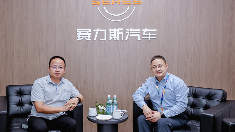 车业杂谈专访赛力斯王平，解码AITO问界热销背后的“重庆智造”