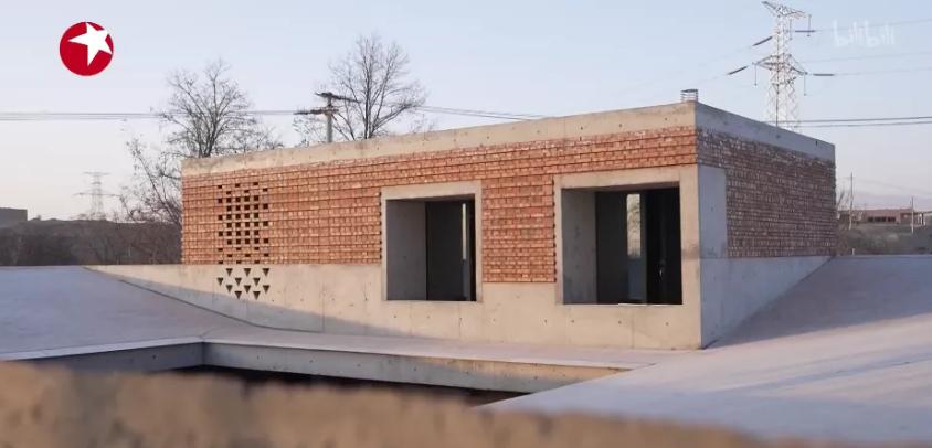 “132万改造房”后续:红砖已掉色疑是劣质品?东方卫视暂未回应休闲区蓝鸢梦想 - Www.slyday.coM “132万改造房”后续:红砖已掉色疑是劣质品?东方卫视暂未回应休闲区蓝鸢梦想 - Www.slyday.coM