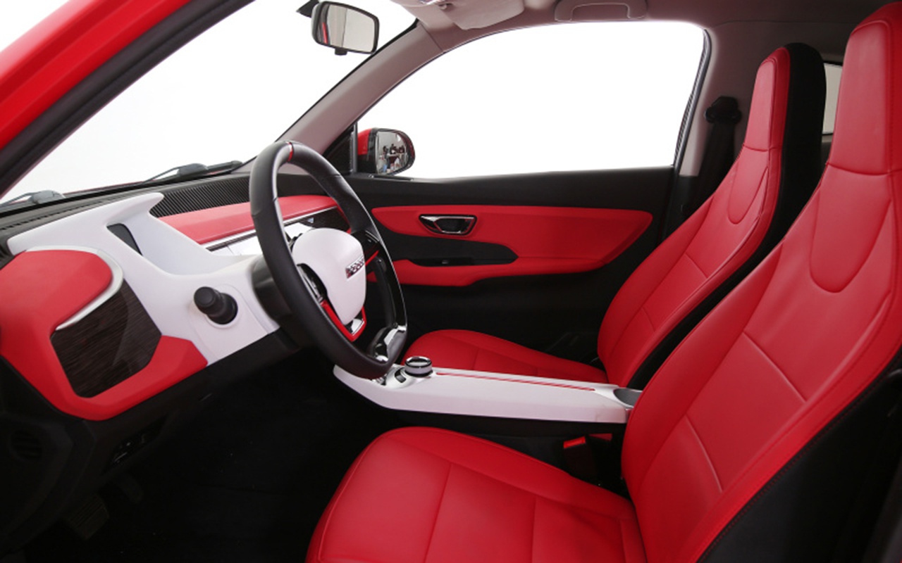 配图为朋克美美内饰座椅