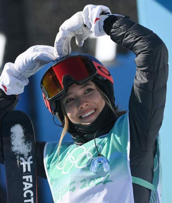 谷爱凌:我不是“别人家的孩子”,还有两个更强的冲金点休闲区蓝鸢梦想 - Www.slyday.coM 谷爱凌:我不是“别人家的孩子”,还有两个更强的冲金点休闲区蓝鸢梦想 - Www.slyday.coM