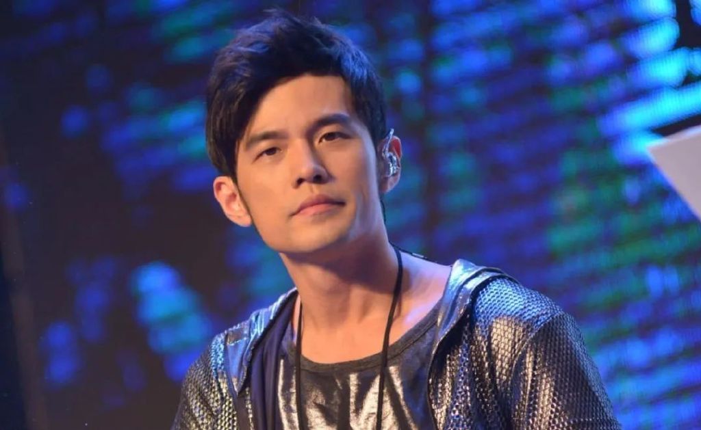 李宇春自曝患上不治之症,“不死的癌症”有多可怕休闲区蓝鸢梦想 - Www.slyday.coM 李宇春自曝患上不治之症,“不死的癌症”有多可怕休闲区蓝鸢梦想 - Www.slyday.coM