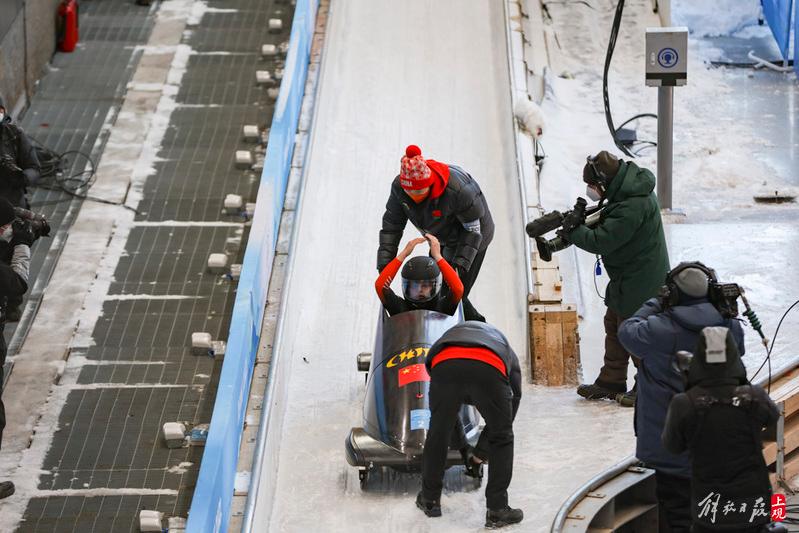 历史性的好成绩！中国选手怀明明获得冬奥会女子雪车第六名，<a href=