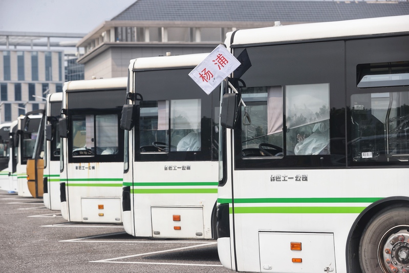 不得阻拦!上海最大方舱“四叶草”1.2万康复者出院回家休闲区蓝鸢梦想 - Www.slyday.coM 不得阻拦!上海最大方舱“四叶草”1.2万康复者出院回家休闲区蓝鸢梦想 - Www.slyday.coM
