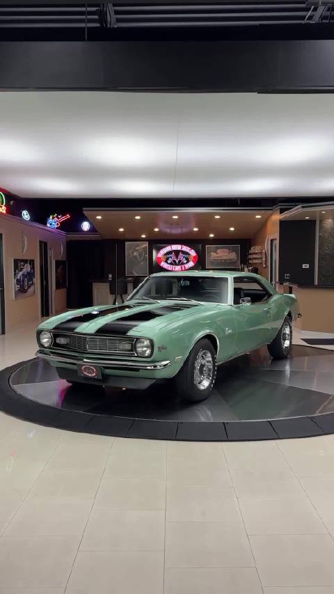 1968年的车，保养的这么好，这也舍不得开出去吧