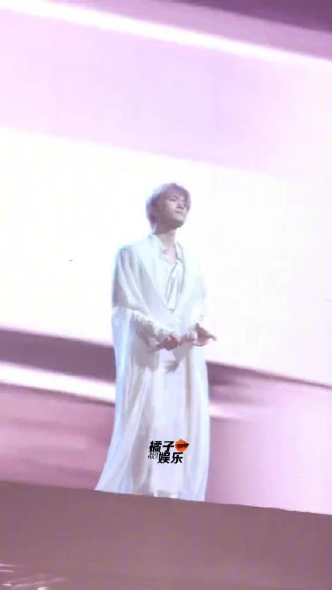 怎么一听“生活倒影”就想哭啊啊啊啊…这次直接放了鸟姐的声音！