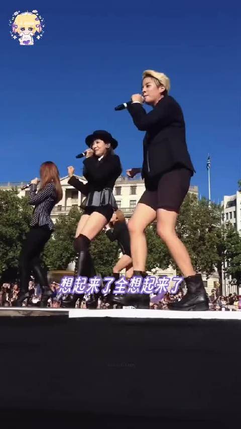 不止fx，sm的很多团都走在审美前卫