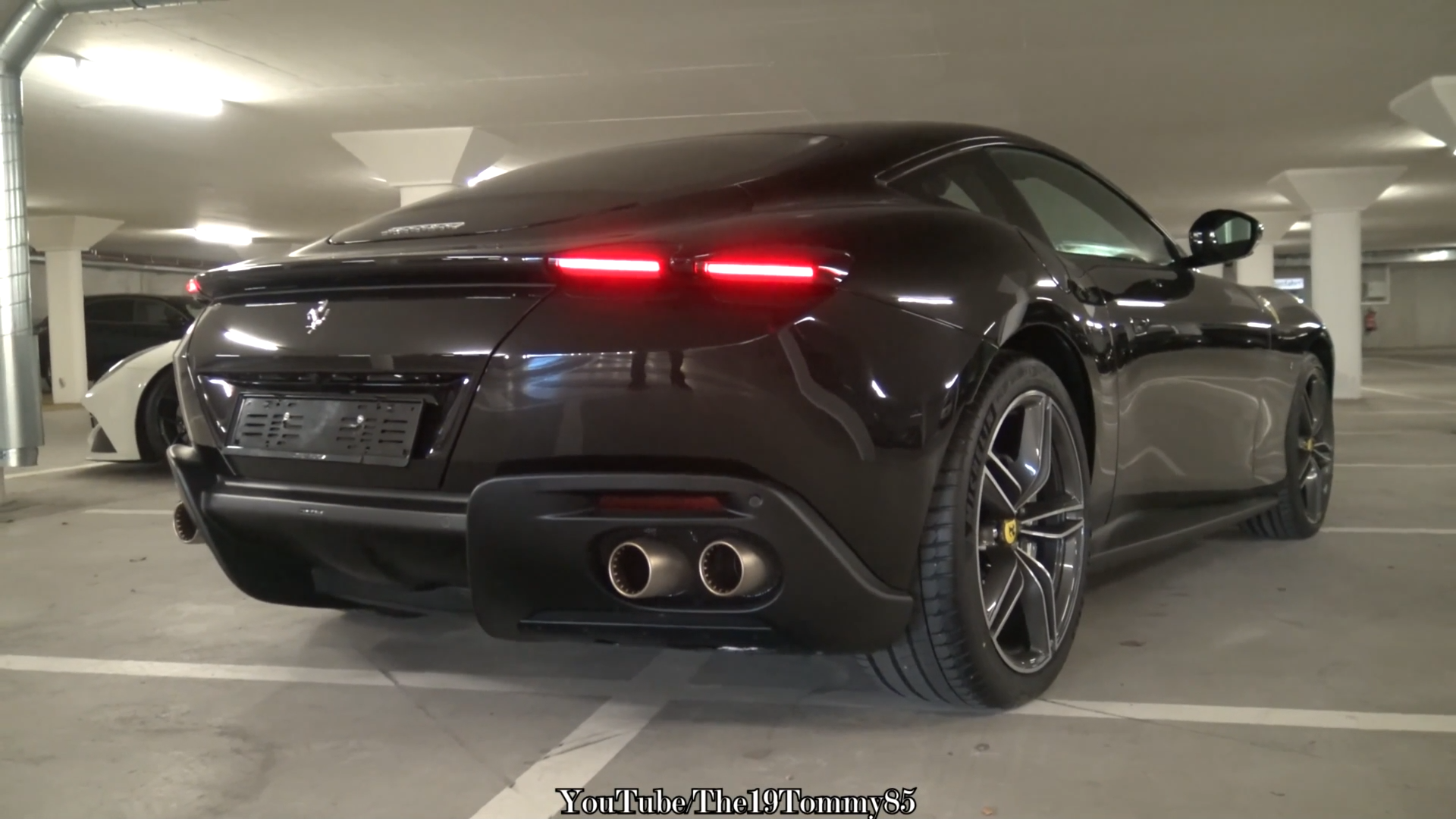 新款法拉利Roma I 3.9L Twin Turbo V8 I 620hp和760Nm