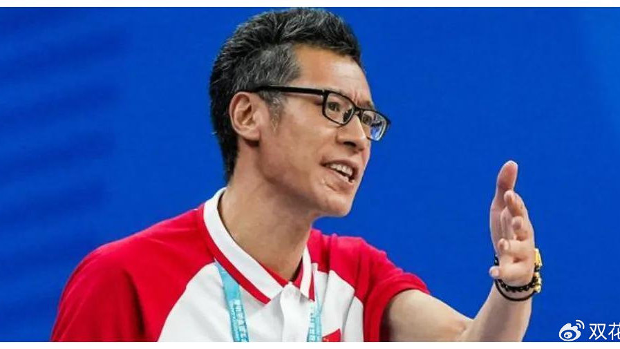 篮协一纸调令毁了四川冠军梦？新帅名字冲上热搜，220万违约金谁买单