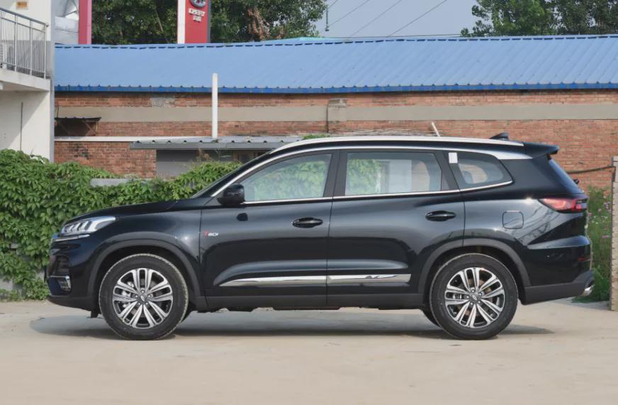 大7座国产SUV比拼:东风风行T5L对比奇瑞瑞虎8