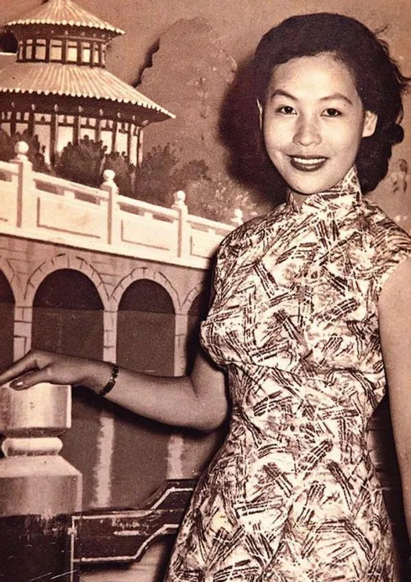 87岁香港女星否认整容，曾为富豪生6胎没名分，再遇富豪当阔太