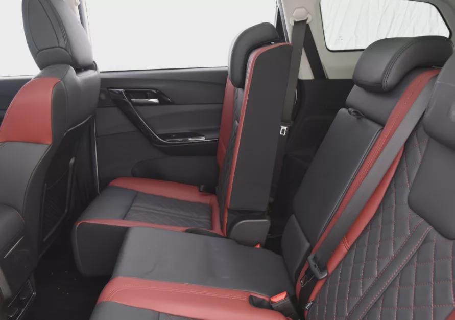 大7座国产SUV比拼:东风风行T5L对比奇瑞瑞虎8