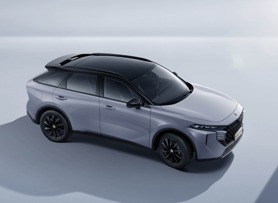 全新风行T5 EVO狂飚版对比启辰大V