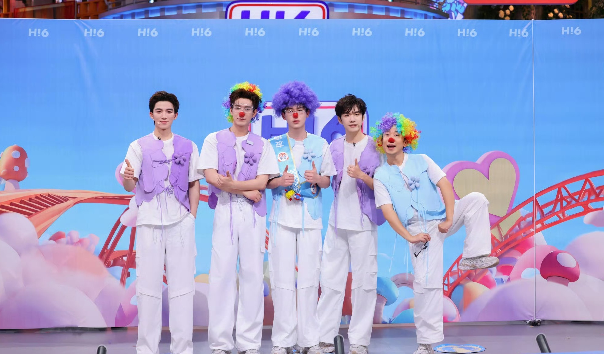 辛云来张颜齐王子奇王星越亮相你好星期六