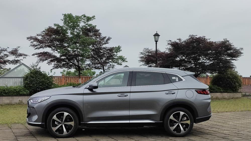 大众ID.4 CROZZ就真的香吗？这四款国产新能源车型表示不同意