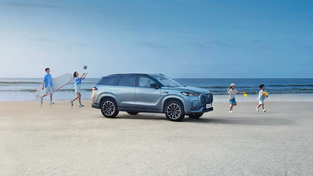 主打“9大越级舒适+3大旗舰品质”，奇瑞TIGGO瑞虎9售15.29万元起