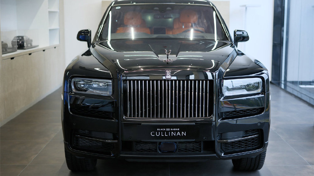 劳斯莱斯对极致个性化和动力性能的追求|BB库里南贵阳实拍