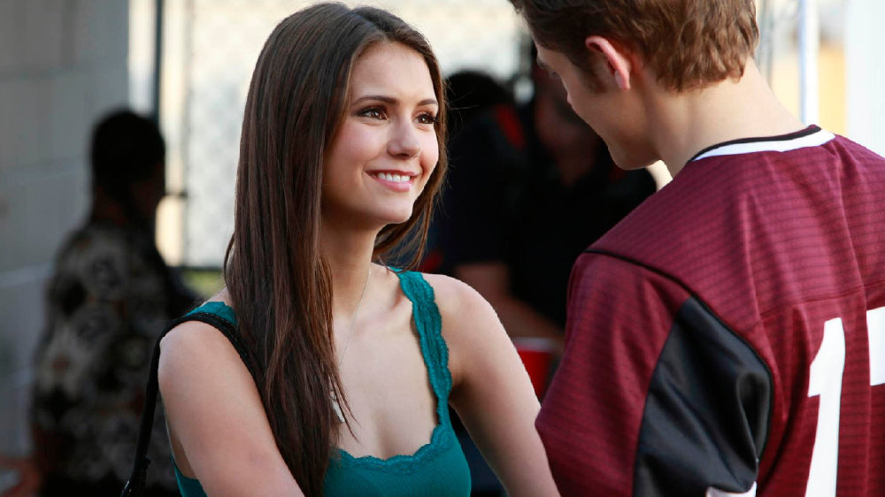 奇幻青春美剧天花板，吸血鬼+三角恋，一年点击量破10亿