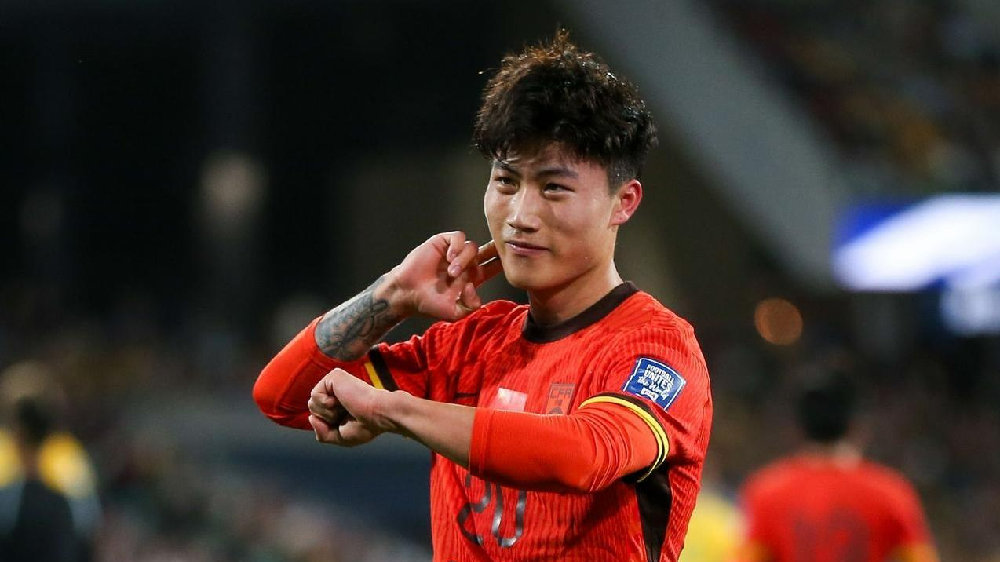 谢文能角球失误遭人无端指责，罚失点球的世界名将又该如何评价?