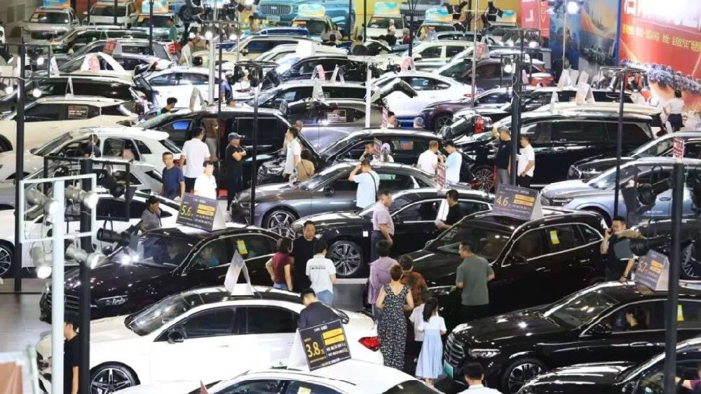 天蓝蓝，海蓝蓝！今天相约去车展“站站儿”