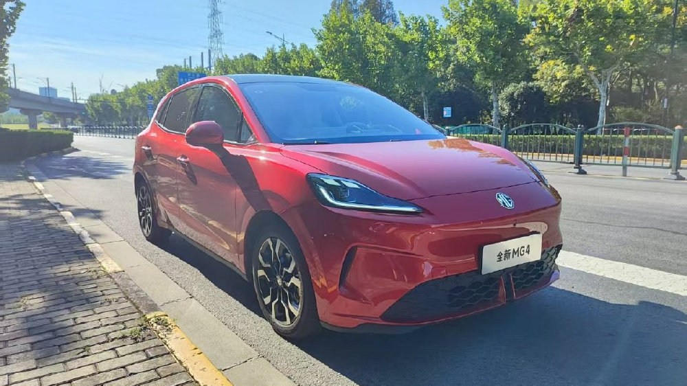 名爵全新MG4实拍，值不值得买？