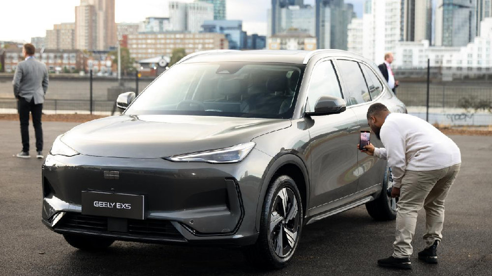 吉利银河E5以“五项同级第一”实力风靡全球市场