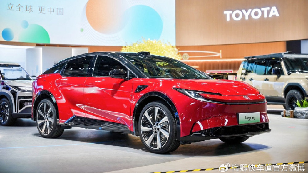 丰田连续第八届亮相进博会，以“立全球 更中国”战略深化本土发展