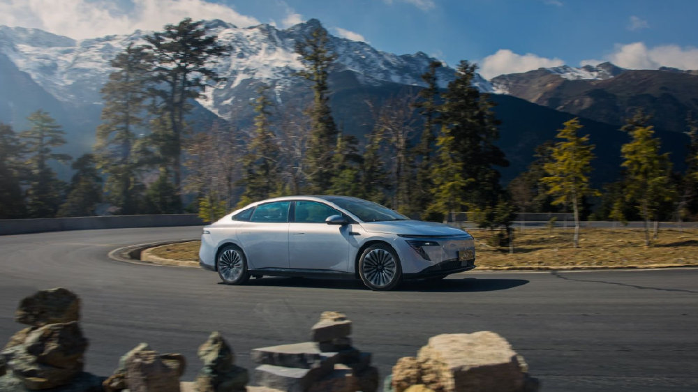 15万级纯电家轿大比拼！长安启源A06对比日产N7，谁才是理想之选