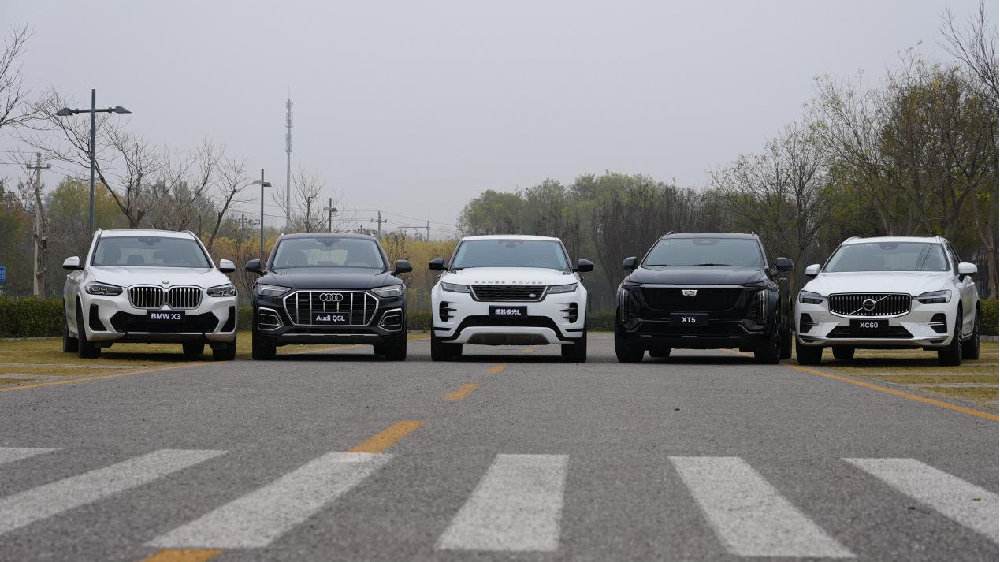 豪华SUV真香释放：揽胜极光L如何重新定义年轻人的第一台豪车？