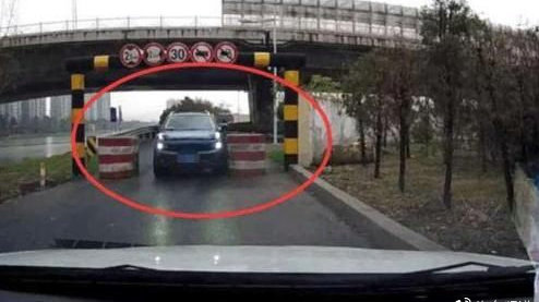 哪种汽车底盘最好 多连杆么还是扭力梁？