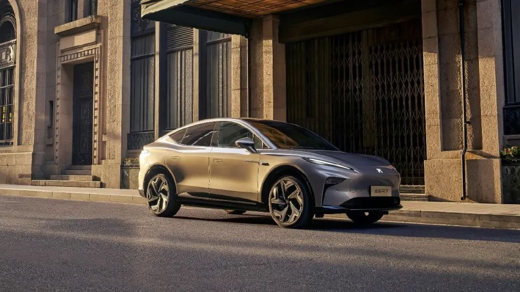 20-30万级中大型SUV遇冷!为何这两款车叫好不叫座?