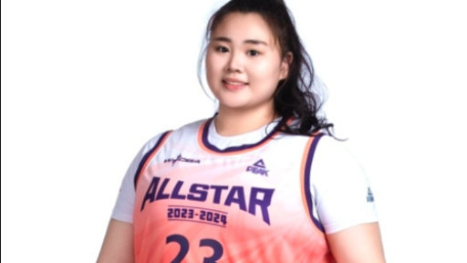 上海女篮官宣：大宝贝刘禹彤加盟 两届全明星新赛季继续穿23号