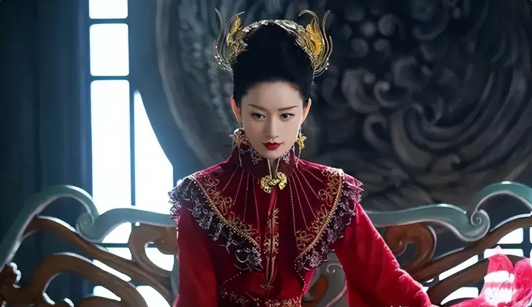 最近很火的与君初相识最吸引我的却不是热巴而是郭晓婷