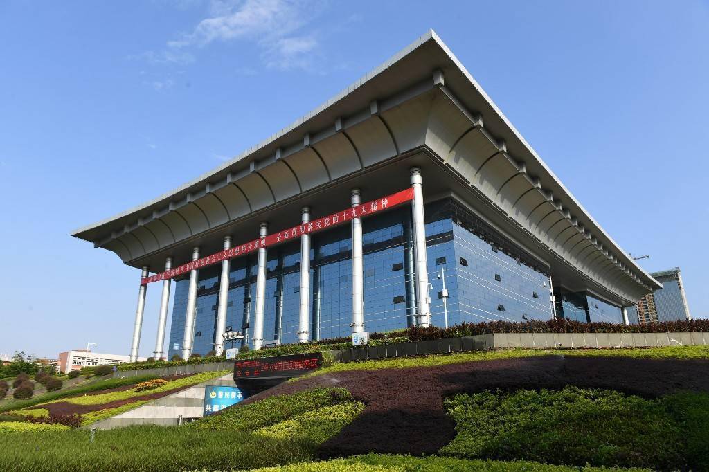 湾区逐梦热土如何炼成?全国百校青年选择顺德的十大理由休闲区蓝鸢梦想 - Www.slyday.coM 湾区逐梦热土如何炼成?全国百校青年选择顺德的十大理由休闲区蓝鸢梦想 - Www.slyday.coM