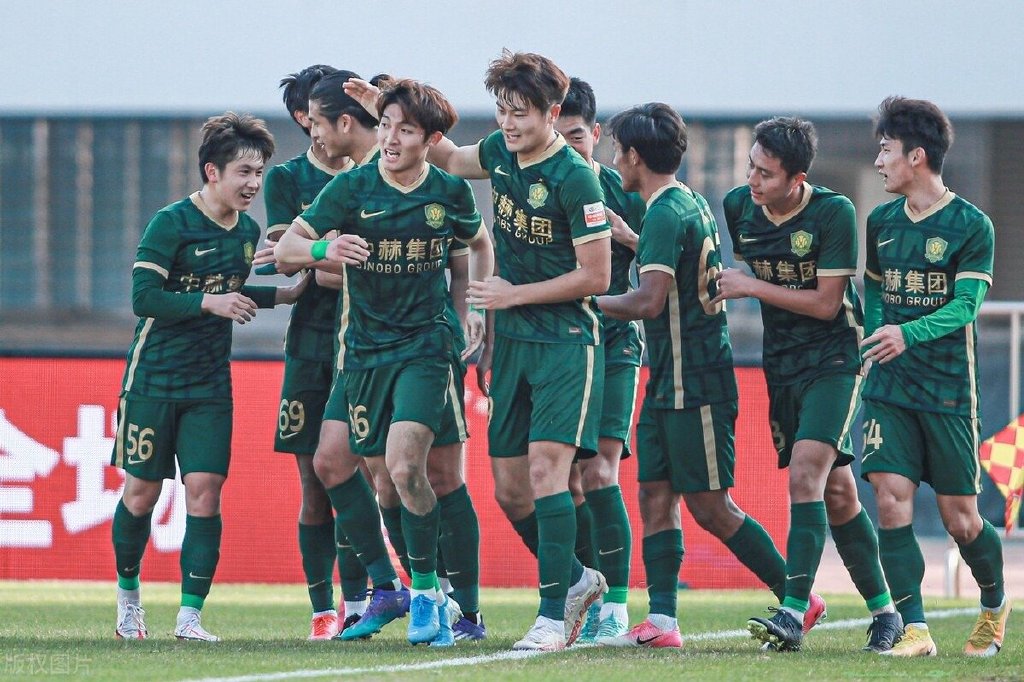 全程直击中超联赛精彩对决见证绿茵场上的激情与荣耀