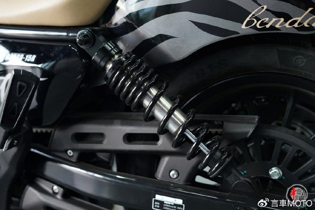 V缸双缸+智能车联网,奔达金吉拉500 VS金吉拉450,哪款更具选择性(奔达金吉拉300落地多少钱)