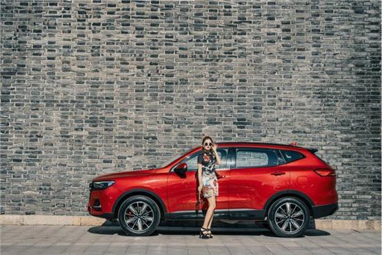 装下大量行李 坐得舒服 大空间必不少休闲区蓝鸢梦想 - Www.slyday.coM 装下大量行李 坐得舒服 大空间必不少休闲区蓝鸢梦想 - Www.slyday.coM