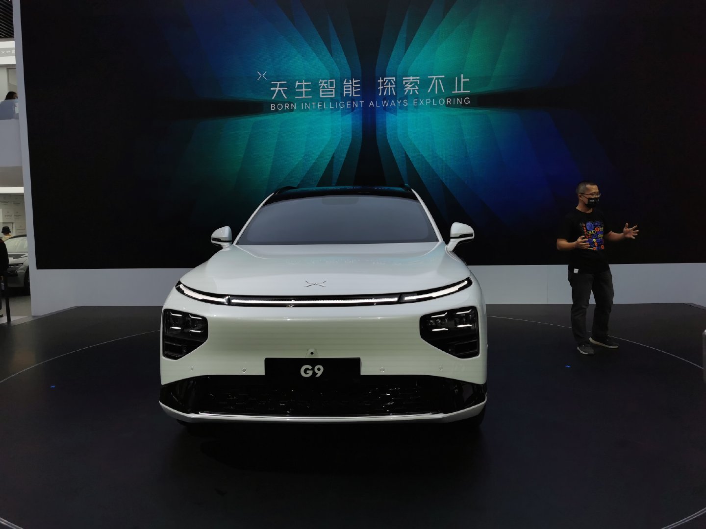 关公战秦琼:旗舰都很稳 小鹏G9/领克09 PHEV怎么选?