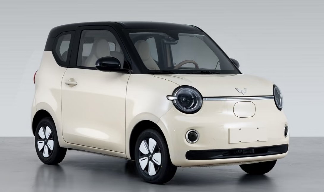 五菱MINI EV与缤果pro改款园灯造型走可爱路线