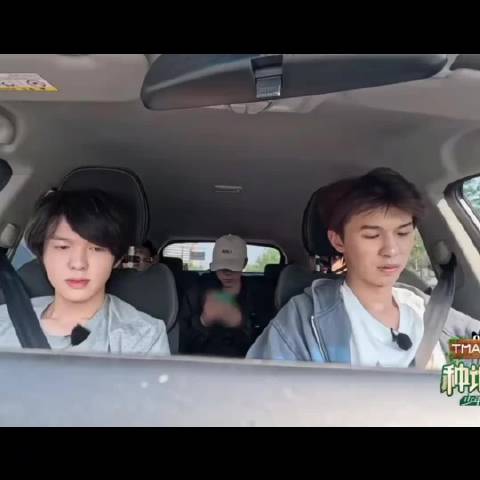 哈哈哈哈保鲜李耕耘 李昊 赵一博 赵小童 何浩楠