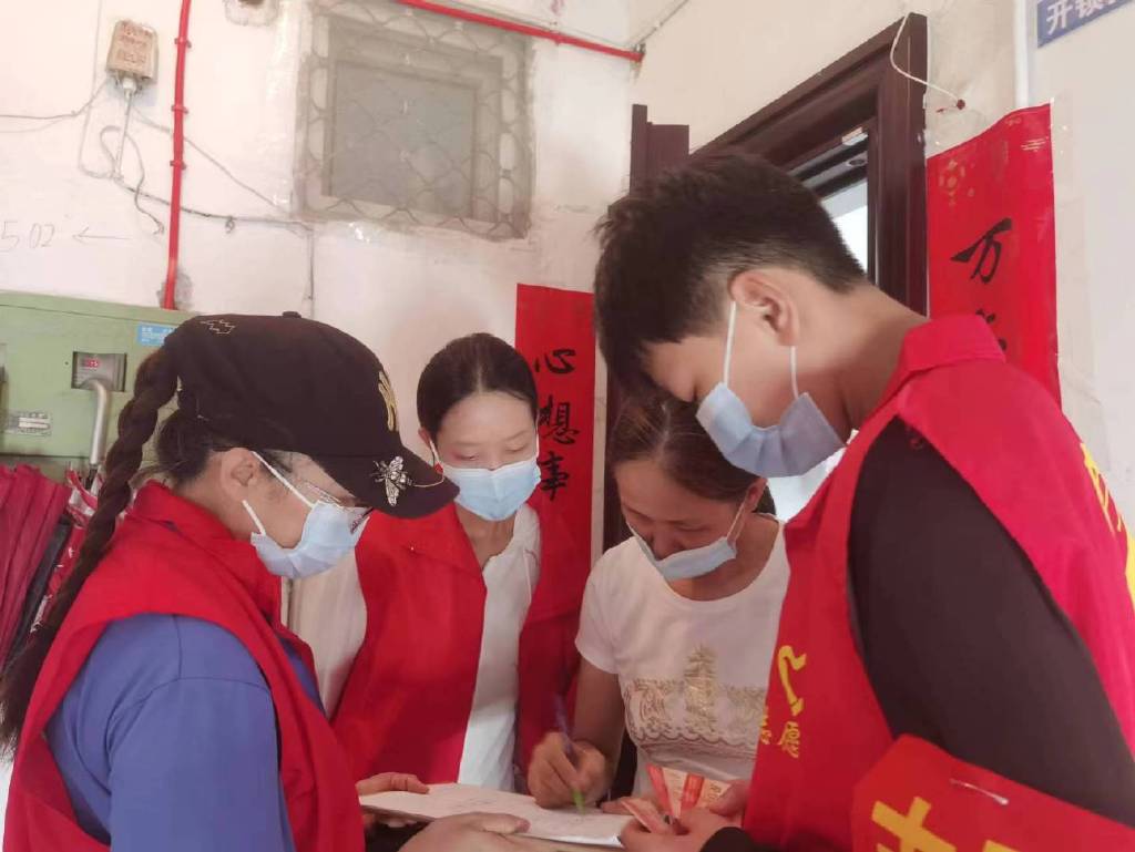 勇于逆行铁兵大院抗击疫情志愿者摄影集锦