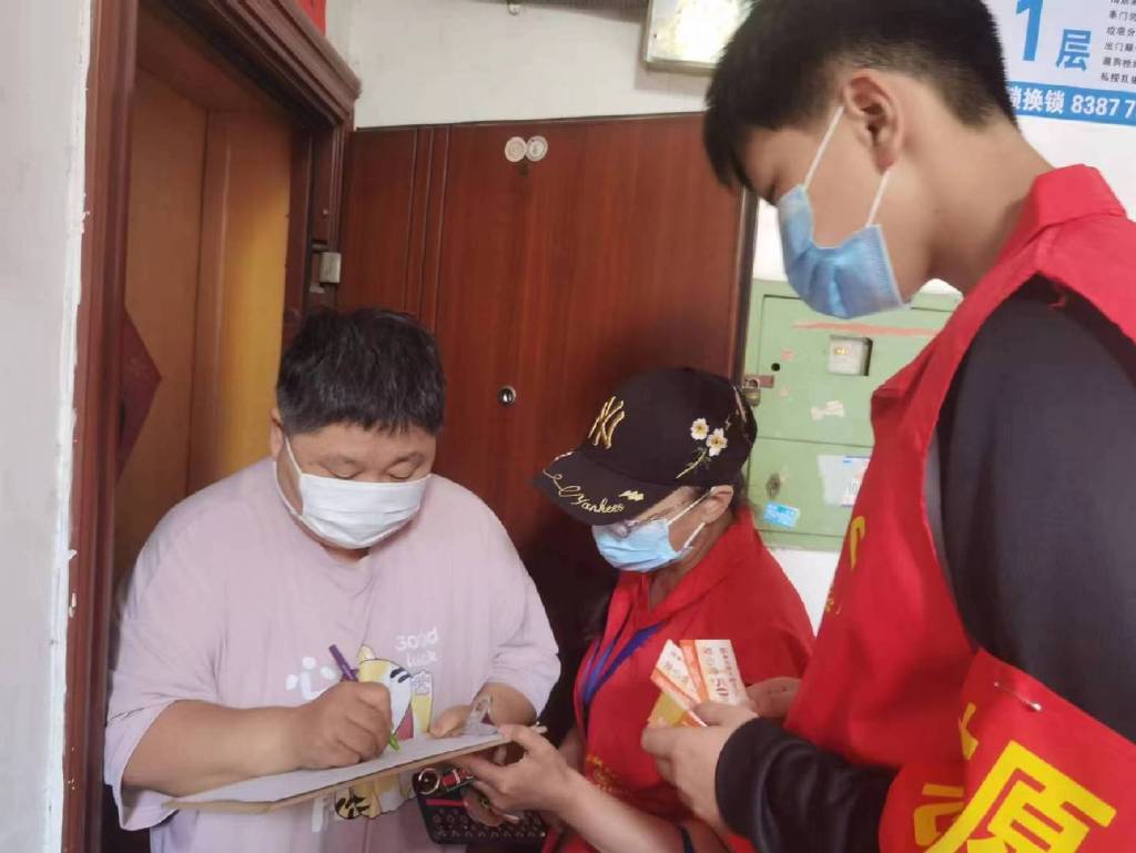 勇于逆行铁兵大院抗击疫情志愿者摄影集锦