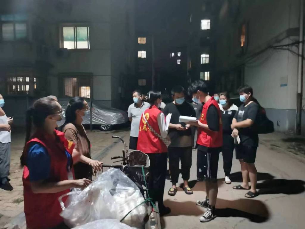 勇于逆行铁兵大院抗击疫情志愿者摄影集锦