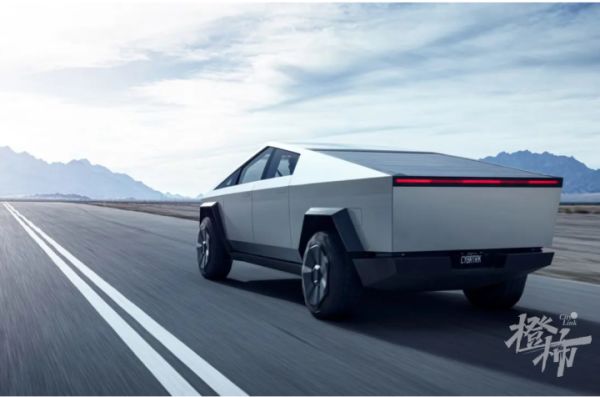 马斯克点赞过的那个上海小伙,又火了!小区因疫情封控,他租了辆房车过夜,每天上下班就纠结一个问题……休闲区蓝鸢梦想 - Www.slyday.coM 马斯克点赞过的那个上海小伙,又火了!小区因疫情封控,他租了辆房车过夜,每天上下班就纠结一个问题……休闲区蓝鸢梦想 - Www.slyday.coM